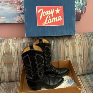 Tony Lama men’s leather Cowboy Boots